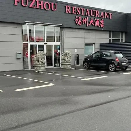 Stor Og Lys Lejlighed I Hjertet Af Apartmán *